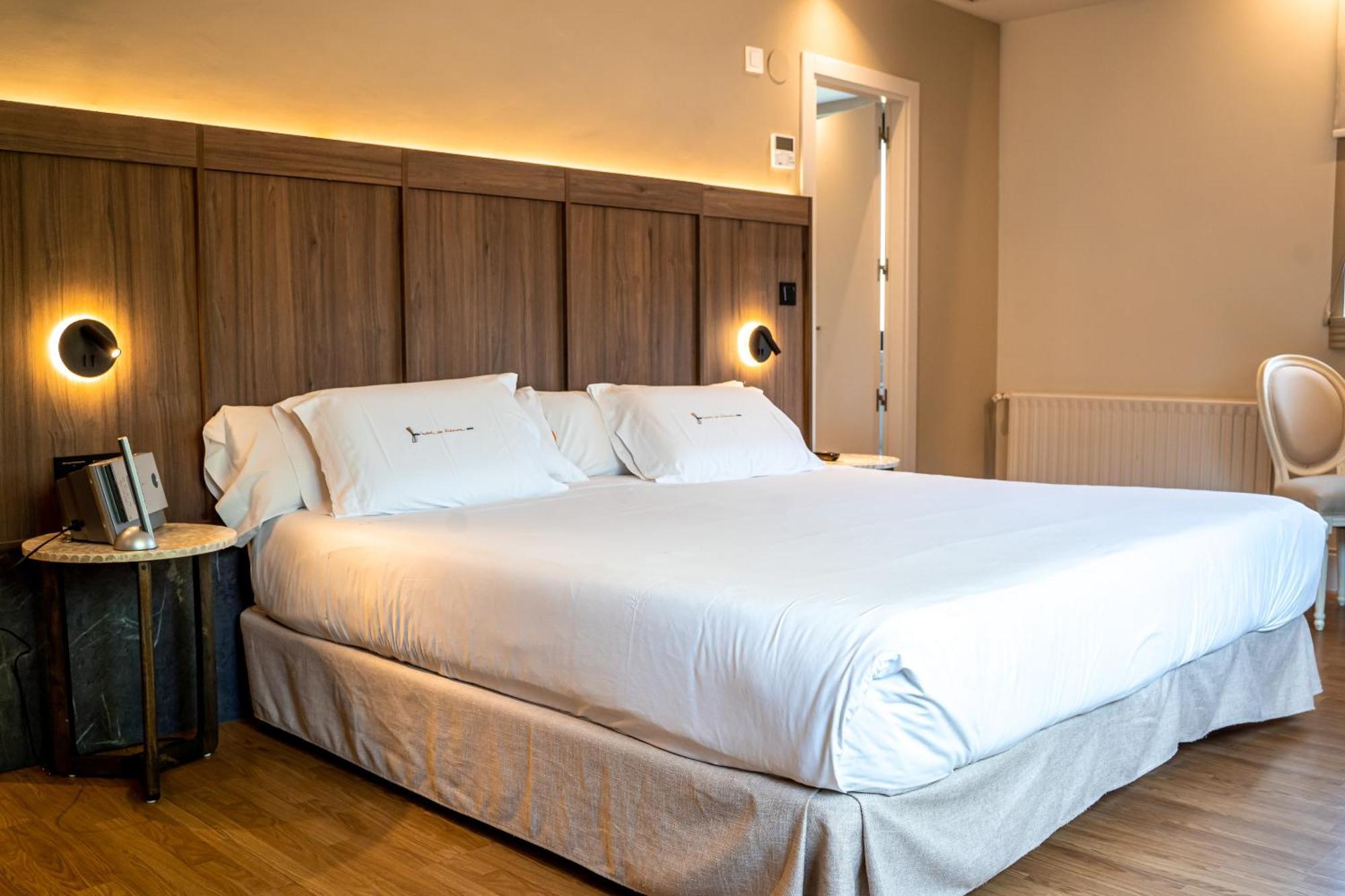 Hotel Rio Bidasoa ออนดารีเบีย ภายนอก รูปภาพ