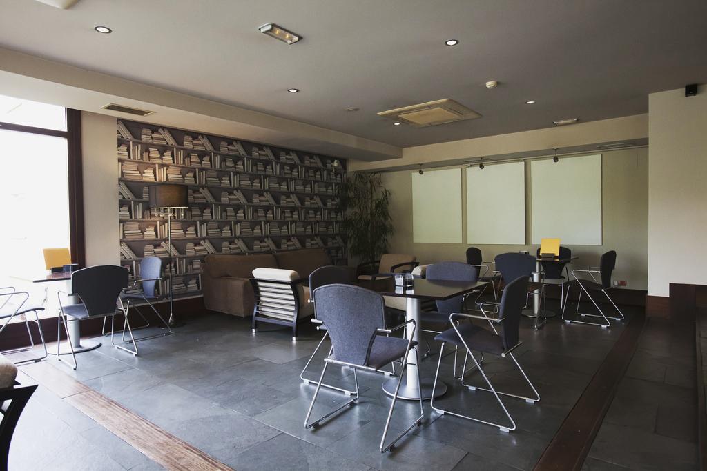 Hotel Rio Bidasoa ออนดารีเบีย ภายนอก รูปภาพ